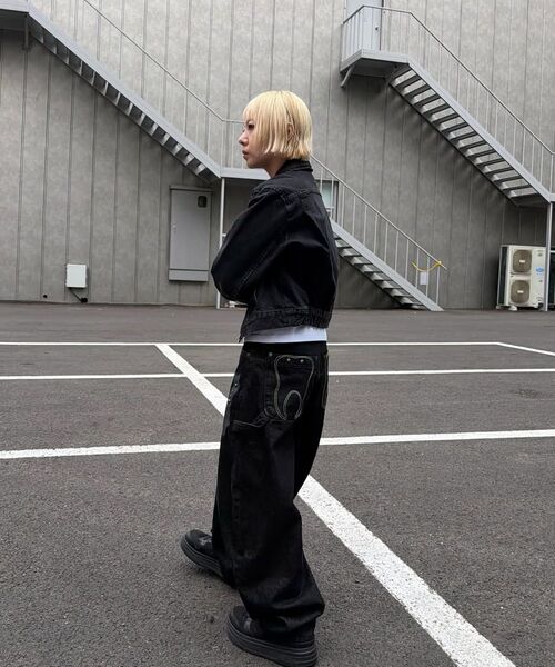 FANCY CLUB(ファンシークラブ)の「トゥースジャム ワイドデニムパンツ (ブラック) F26QD150(デニムパンツ・レディース・その他・1/2)」の9枚目の写真