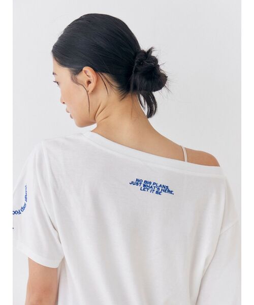 Ungrid(アングリッド)の「UV機能ワンショルロゴコンパクトTee(Tシャツ/カットソー・レディース・オフホワイト/ブルー/チャコールグレー・FREE)」の11枚目の写真