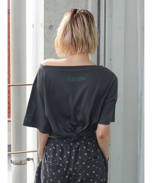 Ungrid(アングリッド)の「UV機能ワンショルロゴコンパクトTee(Tシャツ/カットソー・レディース・オフホワイト/ブルー/チャコールグレー・FREE)」の7枚目の写真