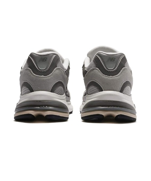 NEW BALANCE(ニューバランス)の「NEW BALANCE(ニューバランス)U201011N(スニーカー・メンズ・チャコールグレー・29cm/28.5cm/28cm/27.5cm/27cm/26.5cm/26cm/25cm/24cm)」の3枚目の写真