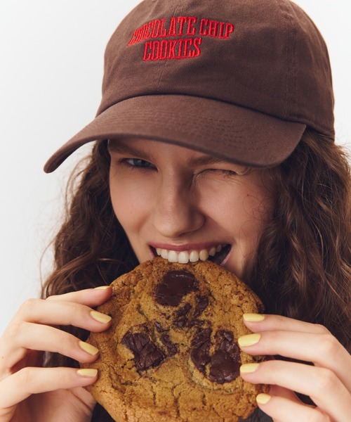 THE SHINZONE（ザ　シンゾーン）の「THE SHINZONE/シンゾーン　チョコチップクッキー・ピーナッツバターサンドウィッチキャップ　CHOCO・PEANUT CAP　26MMSIT12・13（キャップ・レディース・ブラウン/ネイビー・FREE）」の3枚目の写真