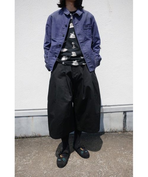 SHINYAKOZUKA(シンヤコヅカ)の「UPCYCLED BAGGY SHORTS(その他パンツ・メンズ・ブラック/ホワイト系その他・SMALL/MEDIUM/LARGE/X-LARGE/X-SMALL)」の3枚目の写真
