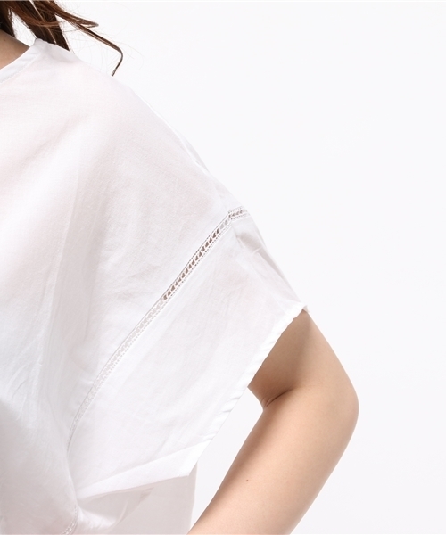 earth music&ecology（アースミュージックアンドエコロジー）の「【2016Summer】刺繍スクエアブラウス（シャツ/ブラウス・レディース・イエロー/カーキ/オフホワイト/ネイビー・FREE）」の9枚目の写真