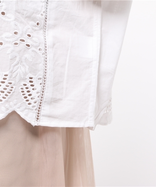 earth music&ecology（アースミュージックアンドエコロジー）の「【2016Summer】刺繍スクエアブラウス（シャツ/ブラウス・レディース・イエロー/カーキ/オフホワイト/ネイビー・FREE）」の10枚目の写真