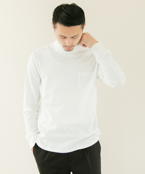 URBAN RESEARCH(アーバンリサーチ)の「URiD タートルネックL/S(Tシャツ/カットソー・メンズ・ブラック/ホワイト・LARGE/MEDIUM)」の1枚目の写真