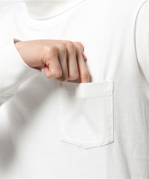 URBAN RESEARCH(アーバンリサーチ)の「URiD タートルネックL/S(Tシャツ/カットソー・メンズ・ブラック/ホワイト・LARGE/MEDIUM)」の3枚目の写真