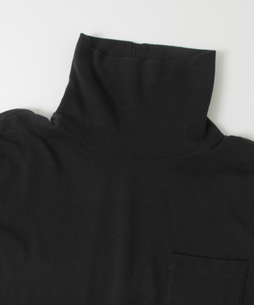 URBAN RESEARCH(アーバンリサーチ)の「URiD タートルネックL/S(Tシャツ/カットソー・メンズ・ブラック/ホワイト・LARGE/MEDIUM)」の11枚目の写真
