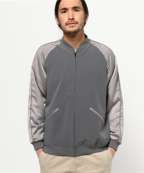 WHO'S WHO gallery(フーズフーギャラリー)の「【GIGGER】モードスカジャン(ブルゾン・メンズ・ブラック/グレー/ネイビー・LARGE/MEDIUM)」の2枚目の写真