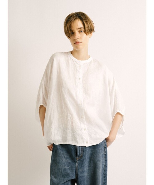 mizuiroind(ミズイロインド)の「mizuiro ind リネンスタンドカラーコクーンシャツ(シャツ/ブラウス・レディース・ライトグレー/チャコールグレー/オフホワイト/ベージュ/ブラック・FREE)」の2枚目の写真