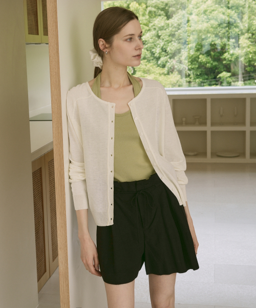 VLETI（ブレッティ）の「Linen Blend Raglan Button Knit Cardigan (ivory)（ニット/セーター・レディース・アイボリー・FREE）」の2枚目の写真