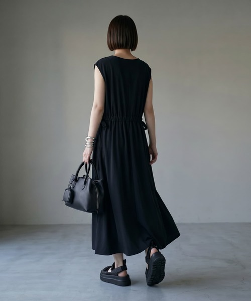 STYLE DELI（スタイルデリ）の「【BLK001】さらっと落ち感カットソーワンピース（ワンピース・レディース・ブラック・FREE）」の9枚目の写真