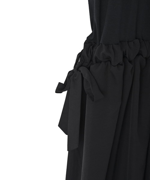 STYLE DELI（スタイルデリ）の「【BLK001】さらっと落ち感カットソーワンピース（ワンピース・レディース・ブラック・FREE）」の2枚目の写真