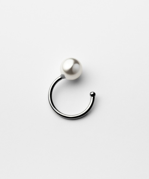 UNITED JEWELS-ef-(ユナイテッドジュエルズイフ)の「Sing Pearl Free Size Ring(リング・レディース・イエローゴールド/シルバー・FREE)」の2枚目の写真