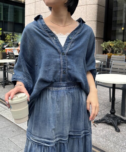Jena espace merveilleux(ジェナ エスパスメルヴェイユ)の「〈7/17インスタライブご紹介アイテム〉シアーデニムスキッパーシャツ(シャツ/ブラウス・レディース・ブラック/ブルー系その他/ブルー・FREE)」の18枚目の写真