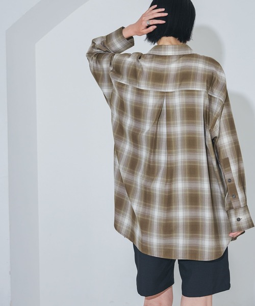 LAKOLE(ラコレ)の「<多機能ウェア>オンブレチェックシャツ / 1047189(シャツ/ブラウス・レディース・ブラック/ブラウン/グレー/キャメル・FREE)」の19枚目の写真