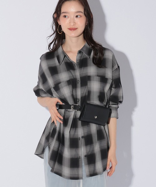 LAKOLE(ラコレ)の「<多機能ウェア>オンブレチェックシャツ / 1047189(シャツ/ブラウス・レディース・ブラック/ブラウン/グレー/キャメル・FREE)」の6枚目の写真