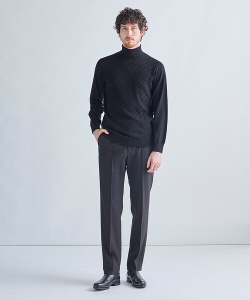 MEN'S BIGI(メンズビギ)の「12Gメリノウール 幾何学柄タートルネックニット(ニット/セーター・メンズ・ボルドー/ブラック/ホワイト/チャコールグレー・01/04/03/02)」の21枚目の写真
