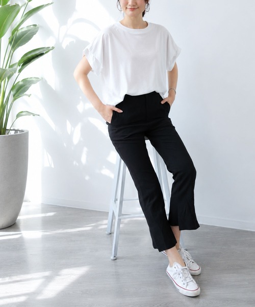 Amulet(アミュレット)の「ゆったり着られて着回し自在 フレアスリーブボーダー半袖Tシャツ(Tシャツ/カットソー・レディース・ベージュ/ホワイト×ブラック/ネイビー/ブラック/ホワイト/グレー・FREE)」の20枚目の写真