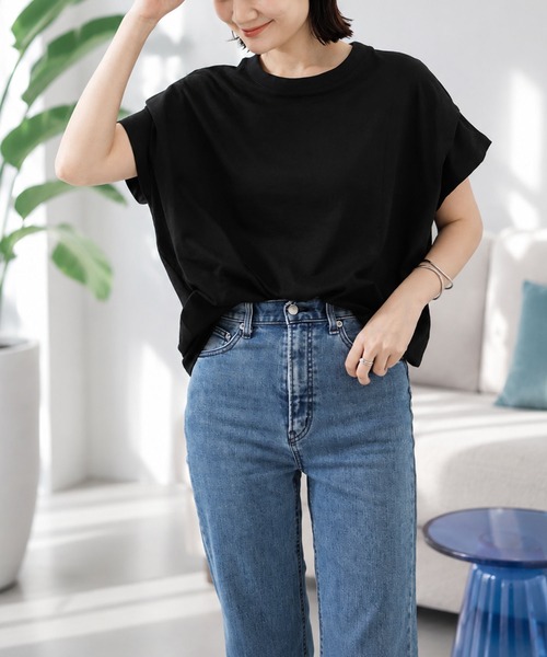 Amulet(アミュレット)の「ゆったり着られて着回し自在 フレアスリーブボーダー半袖Tシャツ(Tシャツ/カットソー・レディース・ベージュ/ホワイト×ブラック/ネイビー/ブラック/ホワイト/グレー・FREE)」の21枚目の写真