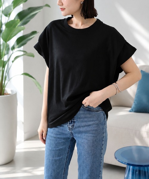 Amulet(アミュレット)の「ゆったり着られて着回し自在 フレアスリーブボーダー半袖Tシャツ(Tシャツ/カットソー・レディース・ベージュ/ホワイト×ブラック/ネイビー/ブラック/ホワイト/グレー・FREE)」の22枚目の写真