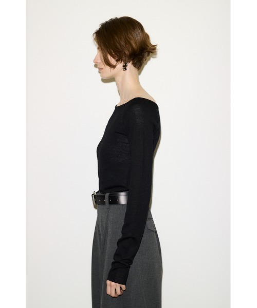 THROW by SLY(スローバイスライ)の「THROW WOOL BLEND HG B/N TOPS ウールブレンドハイゲージボートネックトップス 秋服(ニット/セーター・レディース・ブラウン/ブラック/杢グレー・FREE)」の9枚目の写真