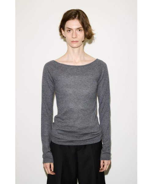 THROW by SLY(スローバイスライ)の「THROW WOOL BLEND HG B/N TOPS ウールブレンドハイゲージボートネックトップス 秋服(ニット/セーター・レディース・ブラウン/ブラック/杢グレー・FREE)」の17枚目の写真