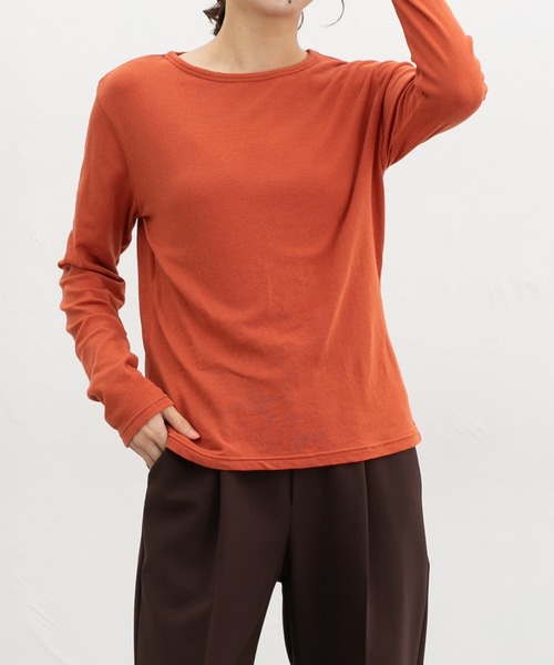 Honeys(ハニーズ)の「やわらか綿Tシャツ(Tシャツ/カットソー・レディース・オレンジ/ブラック/ライトブルー/イエロー/杢グレー/アイボリー/ライトピンク/ブラウン・L/M/S)」の8枚目の写真