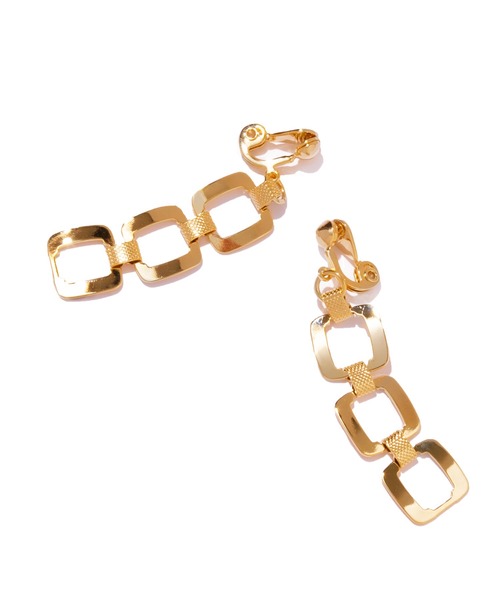 IRIS47(イリスフォーセブン)の「【IRIS 47】band earring/バンド イヤリング スクエア チェーン 揺れる(イヤリング・レディース・ゴールド/シルバー・FREE)」の7枚目の写真