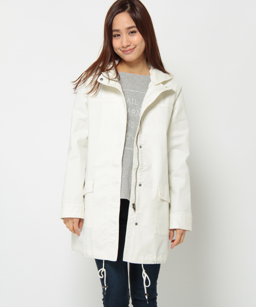 ikka(イッカ)の「マンパーハーフコート(マウンテンパーカー・レディース・ベージュ/ネイビー/オフホワイト/オリーブ・MEDIUM/LARGE)」の1枚目の写真