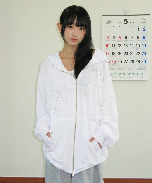 RONRON(ロンロン)の「BETTY BOOP DREAMY RIBBON HOODIE ZIP UP WHITE(パーカー・レディース・その他・FREE)」の1枚目の写真