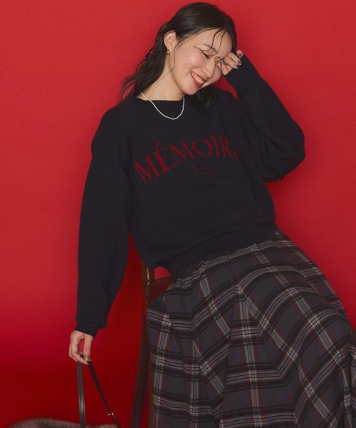 Gready Brilliant(グレディブリリアン)の「前後2wayダブルジャガードニット(ニット/セーター・レディース・ネイビー/ベージュ・FREE)」の2枚目の写真
