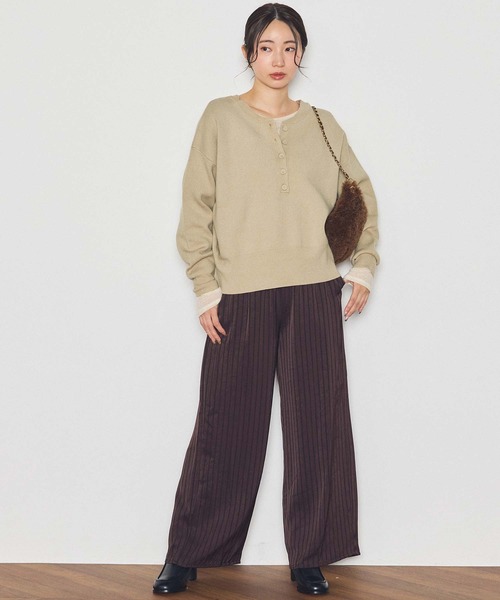Gready Brilliant(グレディブリリアン)の「前後2wayダブルジャガードニット(ニット/セーター・レディース・ネイビー/ベージュ・FREE)」の17枚目の写真