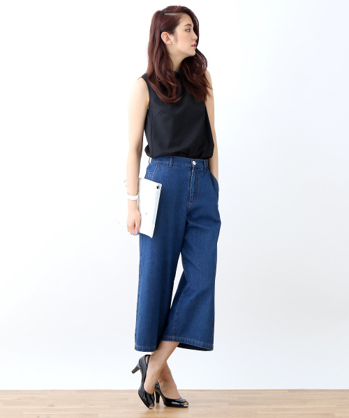 interstaple（インターステイプル）の「ビニール＆ボーダークラッチ（クラッチバッグ・レディース・ブラック/アイボリー・FREE）」の6枚目の写真