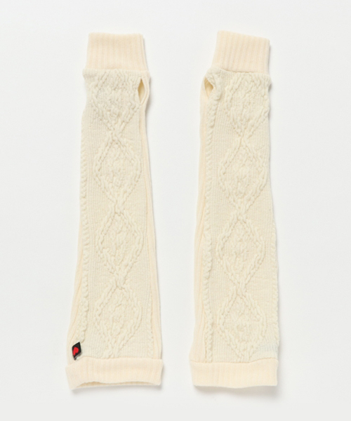 CHUBBYGANG（チャビーギャング）の「ケーブルジャガードアームウォーマー（その他小物・キッズ・キナリ/チャコール・LARGE/MEDIUM）」の3枚目の写真