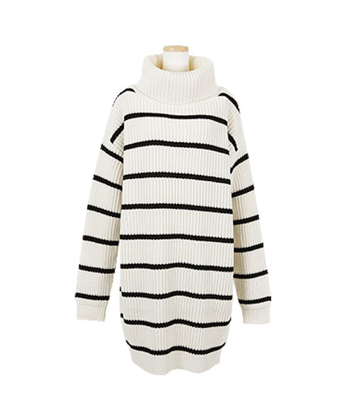 KOBE LETTUCE(コウベレタス)の「ビッグシルエットざっくりリブニットワンピース(ワンピース・レディース・ブラック系その他4/グリーン系その他/ブルー系その他4/ピンク系その他/ブラック系その他3/イエロー系その他/ブラック系その他2/グレー系その他4/アイボリー/ホワイト系その他2/レッド系その他/グレー系その他/ブルー系その他3/ブラック系その他/グレー/ホワイト系その他/ブラック×ホワイト/キャメル/ボルドー/ネイビー/ホワイト×ブラック/ブラック/カーキ/ライトブルー/ピンクベージュ/グレー系その他2/ブラウン/モスグリーン/ブラウン系その他/チャコールグレー/ホワイト系その他3/グリーン系その他2/パープル系その他2/ブルー系その他6/パープル系その他/ベージュ/ブルー系その他5/ベージュ系その他/ベージュ系その他2/ベージュ系その他3/イエロー系その他2/イエロー系その他3/イエロー系その他4/マスタード/パープル/パープル系その他3/ブルー/ブルー系その他7・MEDIUM/M/L/LARGE)」の5枚目の写真