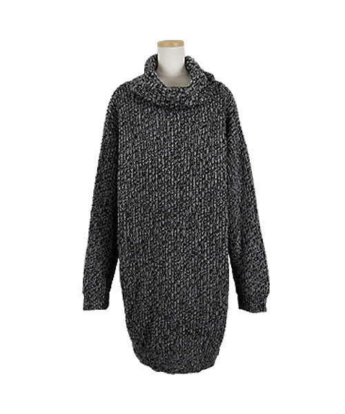 KOBE LETTUCE(コウベレタス)の「ビッグシルエットざっくりリブニットワンピース(ワンピース・レディース・ブラック系その他4/グリーン系その他/ブルー系その他4/ピンク系その他/ブラック系その他3/イエロー系その他/ブラック系その他2/グレー系その他4/アイボリー/ホワイト系その他2/レッド系その他/グレー系その他/ブルー系その他3/ブラック系その他/グレー/ホワイト系その他/ブラック×ホワイト/キャメル/ボルドー/ネイビー/ホワイト×ブラック/ブラック/カーキ/ライトブルー/ピンクベージュ/グレー系その他2/ブラウン/モスグリーン/ブラウン系その他/チャコールグレー/ホワイト系その他3/グリーン系その他2/パープル系その他2/ブルー系その他6/パープル系その他/ベージュ/ブルー系その他5/ベージュ系その他/ベージュ系その他2/ベージュ系その他3/イエロー系その他2/イエロー系その他3/イエロー系その他4/マスタード/パープル/パープル系その他3/ブルー/ブルー系その他7・MEDIUM/M/L/LARGE)」の12枚目の写真