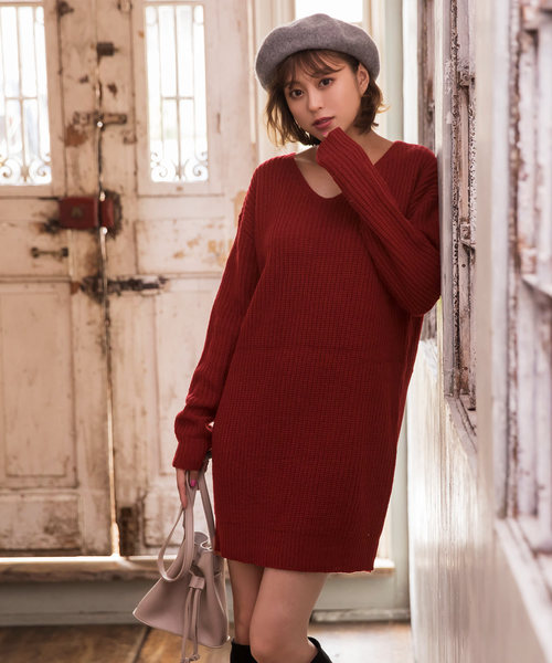 KOBE LETTUCE(コウベレタス)の「ビッグシルエットざっくりリブニットワンピース(ワンピース・レディース・ブラック系その他4/グリーン系その他/ブルー系その他4/ピンク系その他/ブラック系その他3/イエロー系その他/ブラック系その他2/グレー系その他4/アイボリー/ホワイト系その他2/レッド系その他/グレー系その他/ブルー系その他3/ブラック系その他/グレー/ホワイト系その他/ブラック×ホワイト/キャメル/ボルドー/ネイビー/ホワイト×ブラック/ブラック/カーキ/ライトブルー/ピンクベージュ/グレー系その他2/ブラウン/モスグリーン/ブラウン系その他/チャコールグレー/ホワイト系その他3/グリーン系その他2/パープル系その他2/ブルー系その他6/パープル系その他/ベージュ/ブルー系その他5/ベージュ系その他/ベージュ系その他2/ベージュ系その他3/イエロー系その他2/イエロー系その他3/イエロー系その他4/マスタード/パープル/パープル系その他3/ブルー/ブルー系その他7・MEDIUM/M/L/LARGE)」の1枚目の写真