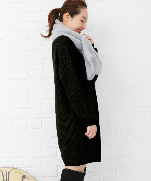 KOBE LETTUCE(コウベレタス)の「ビッグシルエットざっくりリブニットワンピース(ワンピース・レディース・ブラック系その他4/グリーン系その他/ブルー系その他4/ピンク系その他/ブラック系その他3/イエロー系その他/ブラック系その他2/グレー系その他4/アイボリー/ホワイト系その他2/レッド系その他/グレー系その他/ブルー系その他3/ブラック系その他/グレー/ホワイト系その他/ブラック×ホワイト/キャメル/ボルドー/ネイビー/ホワイト×ブラック/ブラック/カーキ/ライトブルー/ピンクベージュ/グレー系その他2/ブラウン/モスグリーン/ブラウン系その他/チャコールグレー/ホワイト系その他3/グリーン系その他2/パープル系その他2/ブルー系その他6/パープル系その他/ベージュ/ブルー系その他5/ベージュ系その他/ベージュ系その他2/ベージュ系その他3/イエロー系その他2/イエロー系その他3/イエロー系その他4/マスタード/パープル/パープル系その他3/ブルー/ブルー系その他7・MEDIUM/M/L/LARGE)」の7枚目の写真