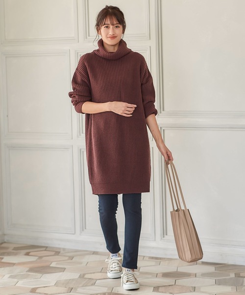 KOBE LETTUCE(コウベレタス)の「ビッグシルエットざっくりリブニットワンピース(ワンピース・レディース・ブラック系その他4/グリーン系その他/ブルー系その他4/ピンク系その他/ブラック系その他3/イエロー系その他/ブラック系その他2/グレー系その他4/アイボリー/ホワイト系その他2/レッド系その他/グレー系その他/ブルー系その他3/ブラック系その他/グレー/ホワイト系その他/ブラック×ホワイト/キャメル/ボルドー/ネイビー/ホワイト×ブラック/ブラック/カーキ/ライトブルー/ピンクベージュ/グレー系その他2/ブラウン/モスグリーン/ブラウン系その他/チャコールグレー/ホワイト系その他3/グリーン系その他2/パープル系その他2/ブルー系その他6/パープル系その他/ベージュ/ブルー系その他5/ベージュ系その他/ベージュ系その他2/ベージュ系その他3/イエロー系その他2/イエロー系その他3/イエロー系その他4/マスタード/パープル/パープル系その他3/ブルー/ブルー系その他7・MEDIUM/M/L/LARGE)」の19枚目の写真