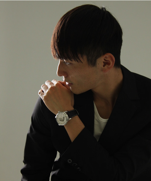 Orobianco(オロビアンコ)の「ORACLASSICA(アナログ腕時計・メンズ・ブラック/ブラウン/ネイビー・FREE)」の6枚目の写真