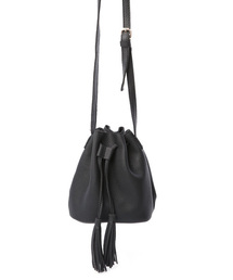 queite（ケイト）の「巾着型タッセル付きショルダーバッグ（ショルダーバッグ）」