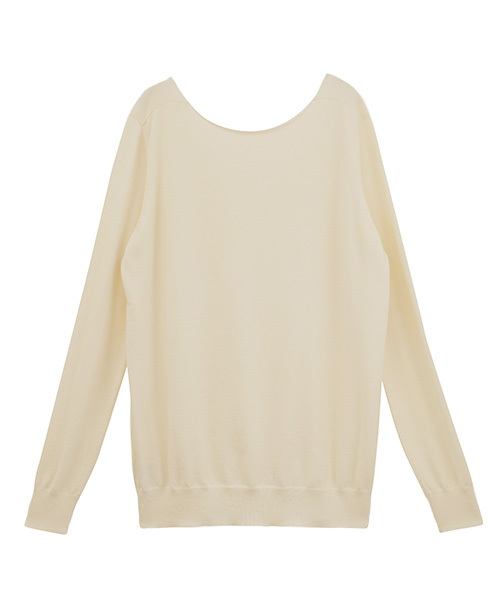STYLE DELI(スタイルデリ)の「【しっとりタッチ】スムースVネックニット(ニット/セーター・レディース・アイボリー/グレイッシュベージュ/オフホワイト・MEDIUM)」の7枚目の写真