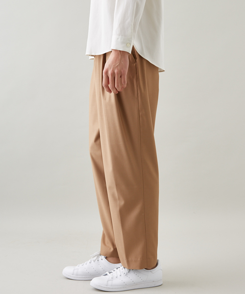 STUDIOUS(ステュディオス)の「クリアギャバ2タックワイドスラックス(スラックス・メンズ・キャメル/ブラック・1/3/2)」の11枚目の写真