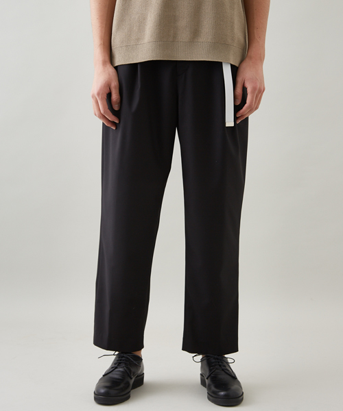 STUDIOUS(ステュディオス)の「クリアギャバ2タックワイドスラックス(スラックス・メンズ・キャメル/ブラック・1/3/2)」の5枚目の写真