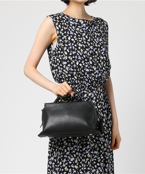 PotioR（ポティオール）の「PotioR(ポティオール）SANDRA SMALL（ショルダーバッグ・レディース・キャメル/ブラック/レッド・FREE）」の11枚目の写真