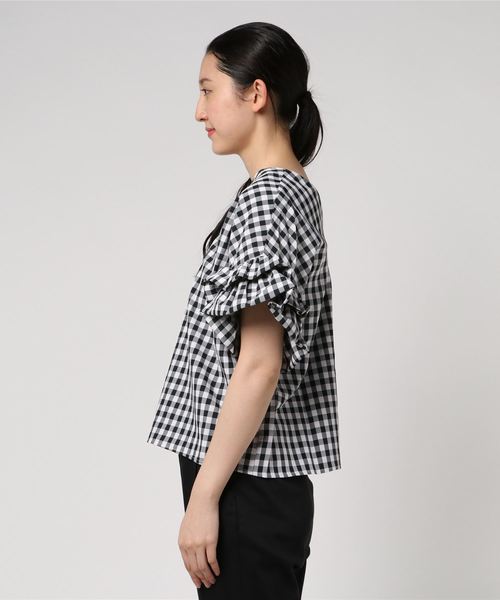 KOBE LETTUCE（コウベレタス）の「ボリュームフリル袖Vネックブラウス/レディーストップス/フレアスリーブ[C2791]神戸レタス（シャツ/ブラウス・レディース・チェリーピンク/グリーン/スモークピンク/ボルドー/ブラック/オフホワイト/サックスブルー/キャメル/ベージュ/ブルー系その他/イエロー系その他/チェック/ブラック系その他・FREE）」の14枚目の写真