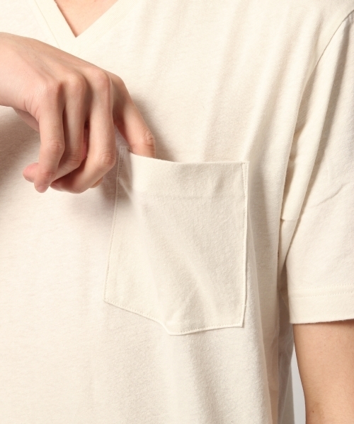 GLOBAL WORK(グローバルワーク)の「リネンコンVネックTEE/791021(Tシャツ/カットソー・メンズ・ブルー/ネイビー/イエロー/チャコールグレー/ホワイト/カーキ・MEDIUM/X-LARGE/SMALL/LARGE)」の8枚目の写真