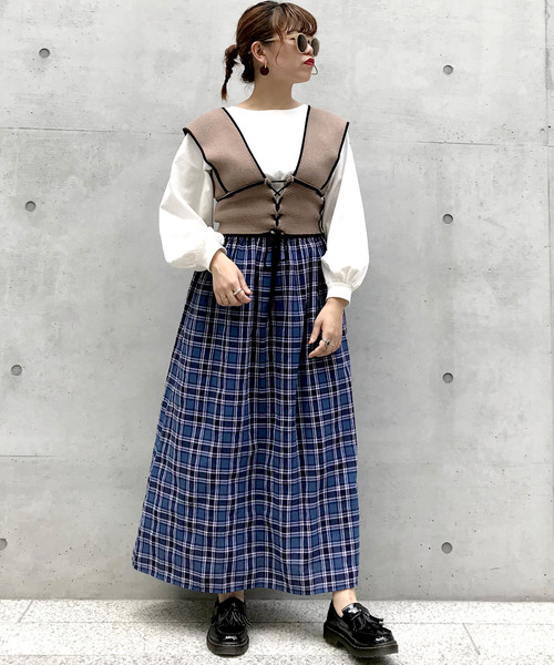 archives(アルシーヴ)の「配色ビスチェ×インナーSET(ニット/セーター・レディース・アイボリー/ブラック/モカ・M)」の7枚目の写真