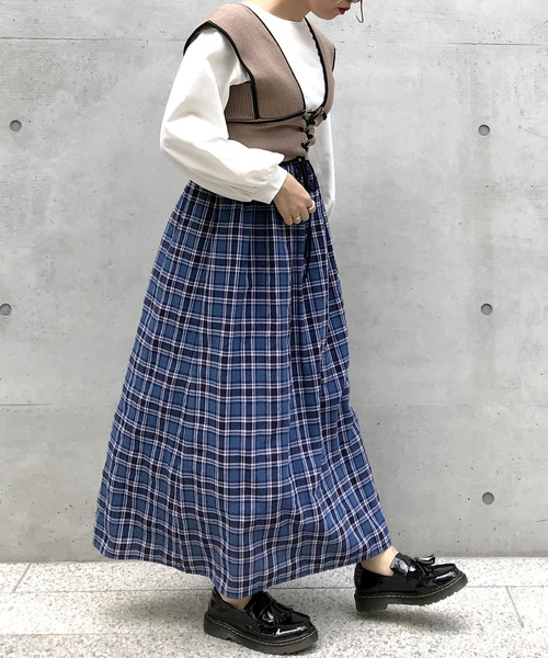 archives(アルシーヴ)の「配色ビスチェ×インナーSET(ニット/セーター・レディース・アイボリー/ブラック/モカ・M)」の8枚目の写真