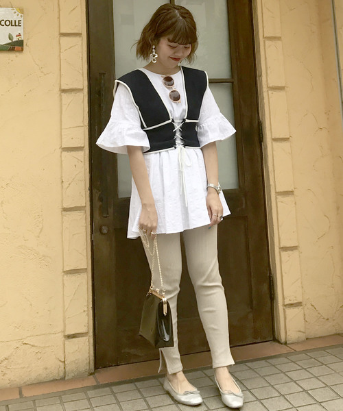 archives(アルシーヴ)の「配色ビスチェ×インナーSET(ニット/セーター・レディース・アイボリー/ブラック/モカ・M)」の4枚目の写真